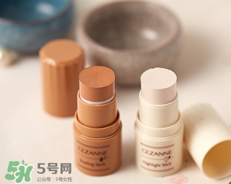 倩麗高光修容棒怎么用？倩麗高光修容棒使用方法