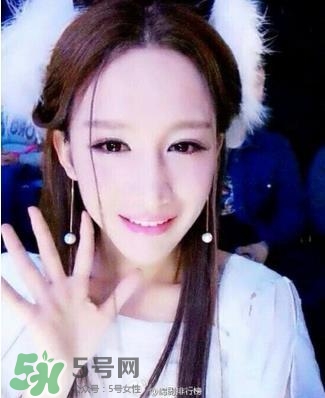 經(jīng)典《梁?！穼⒎?祝英臺(tái)居然是個(gè)男的！