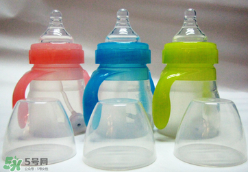 硅膠奶瓶多久換一次？硅膠奶瓶需要換嗎？