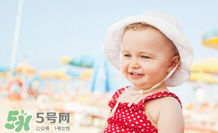 寶寶曬太陽怎么曬？最佳的曬太陽時間