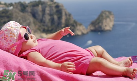 寶寶曬太陽怎么曬？最佳的曬太陽時間