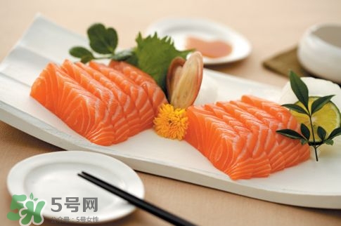 孕婦可以吃三文魚嗎？孕婦可以吃三文魚壽司嗎？