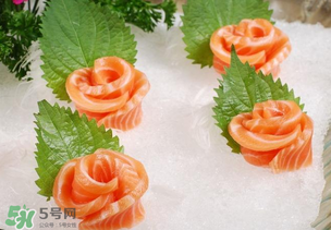 三文魚放冷藏還是冷凍？三文魚冷藏好還是冷凍好？