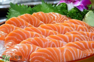 三文魚放冷藏還是冷凍？三文魚冷藏好還是冷凍好？