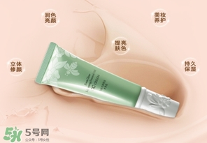用cc霜還用bb霜嗎？用cc霜之前需要用bb嗎？