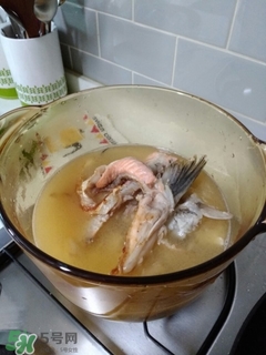 三文魚有寄生蟲嗎？三文魚生吃有寄生蟲嗎
