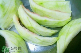 西瓜皮敷臉有什么作用？西瓜皮敷臉有什么好處