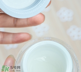 dr.wu達爾夫玻尿酸面霜怎么樣？dr.wu玻尿酸面霜怎么用？
