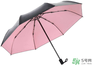 防紫外線傘可以淋雨嗎？防紫外傘雨天可以打嗎？