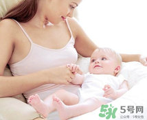 夏季做月子能開(kāi)空調(diào)嗎？夏季做月子可不可以吹空調(diào)呢？