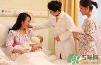 夏天做月子穿什么鞋？夏天做月子如何選擇鞋子？