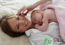 夏天做月子穿什么鞋？夏天做月子如何選擇鞋子？