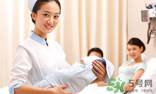 夏天坐月子可以天天洗澡嗎？夏季坐月子能洗澡嗎？