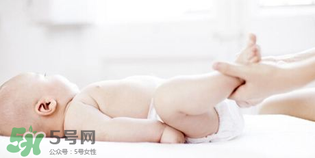 寶寶尿布疹可以擦紅霉素軟膏嗎？紅霉素軟膏對(duì)尿布疹有效嗎？