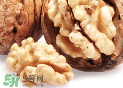 核桃仁怎么保存？核桃仁生吃好還是熟吃好？
