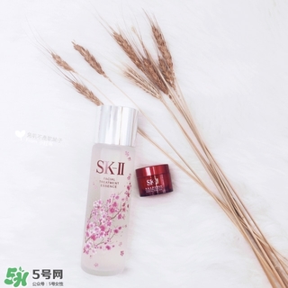 sk2櫻花版和普通版的區(qū)別 skii櫻花神仙水和普通版哪個(gè)貴？