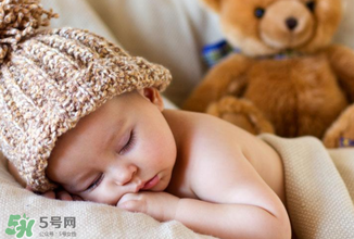 夏天寶寶可以穿開襠褲嗎？寶寶穿開襠褲有什么危害嗎？