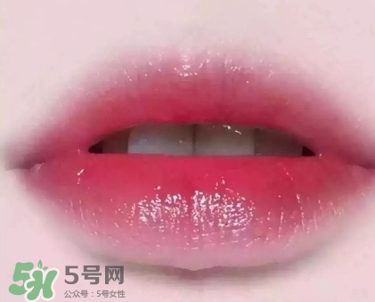 嬌蘭小黑裙唇膏口紅007多少錢？嬌蘭小黑裙007專柜價(jià)