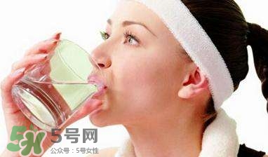 男子喝尿6年減肥100斤 喝尿真的能減肥嗎？