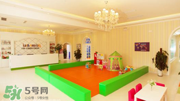 米雅上的幼兒園是哪一家？卡爾安娜國際兒童會館怎么樣？