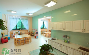 米雅上的幼兒園是哪一家？卡爾安娜國際兒童會館怎么樣？