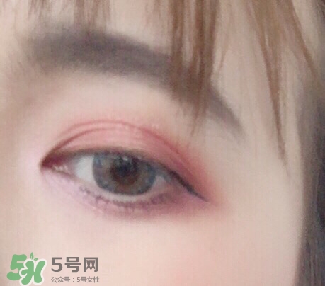 makeup revolution桃花盤(pán)怎么畫(huà)？makeup revolution桃花盤(pán)教程