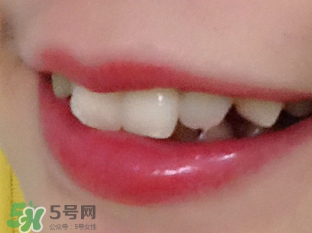 嬌蘭小黑裙003多少錢？嬌蘭小黑裙唇膏003專柜價格
