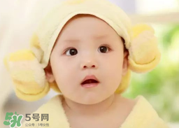 寶寶中暑的癥狀是什么？寶寶夏天如何判斷是否中暑？