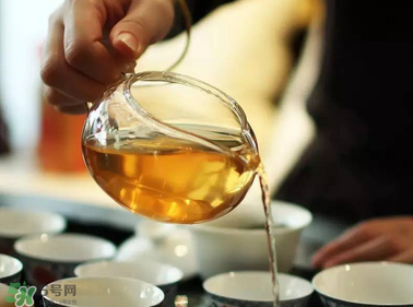 普洱生茶好喝還是熟茶好喝？普洱喝生茶還是熟茶？