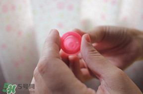 彈珠汽水怎么開？彈珠汽水怎么開不會(huì)噴？