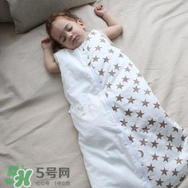 嬰兒睡袋分腿的好還是不分腿的好？嬰兒睡袋分腿的區(qū)別