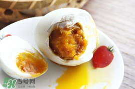 咸鴨蛋能帶上飛機(jī)嗎？飛機(jī)上能帶鴨蛋嗎？