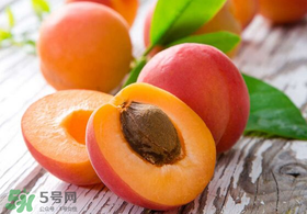 杏和西瓜能一起吃嗎？杏和西瓜能同時吃嗎？