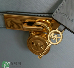 michael kors鎖頭包怎么分辨真假？mk鎖頭包真假辨別