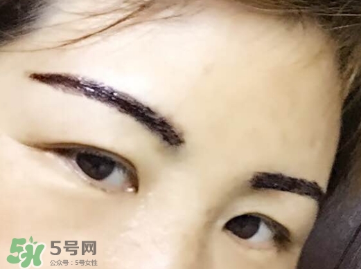 眉膠和眉粉哪個好用？眉膠和沒分的區(qū)別