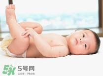 夏天寶寶出生該準(zhǔn)備什么？夏季待產(chǎn)包的特點