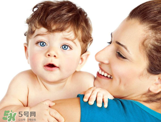 嬰兒理發(fā)注意事項(xiàng)有哪些？嬰兒多久理一次發(fā)？
