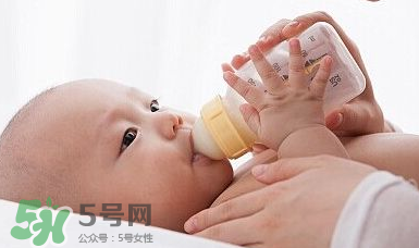 金銀花寶寶可以喝嗎？夏天寶寶能喝金銀花嗎？