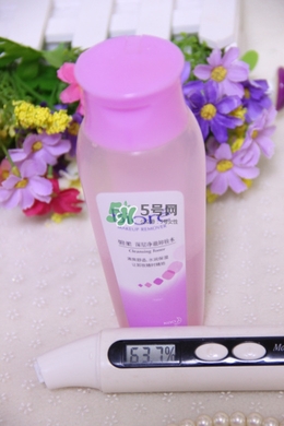 碧柔卸妝水和卸妝乳哪個(gè)好？碧柔卸妝水和卸妝乳選擇
