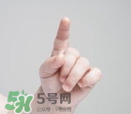 寶寶指甲多久剪一次？寶寶指甲多大可以剪？