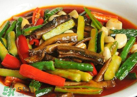 黃鱔可以和黃瓜一起吃嗎？黃瓜和黃鱔能同食嗎？