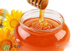 胃脹氣可以喝蜂蜜水嗎？胃脹氣可不可以喝蜂蜜水？