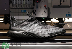 adidas alphabounce阿迪達(dá)斯阿爾法小椰子黑白配色什么時候發(fā)售？