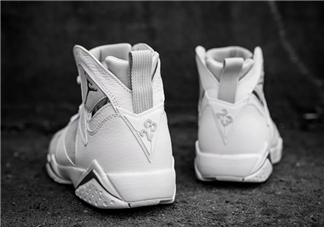air jordan 7 pure platinum多少錢？AJ7白銀配色專柜價(jià)格