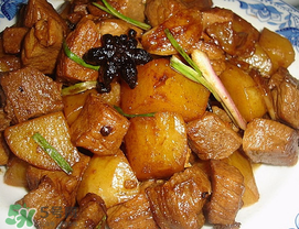 狗肉可以和土豆一起吃嗎？狗肉和土豆能一起吃嗎？