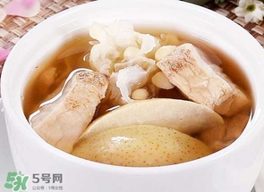 川貝燉雪梨的做法川貝放多少？川貝冰糖燉雪梨的禁忌