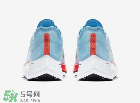 nike zoom vaporfly 4%多少錢？耐克競速跑鞋專柜價格