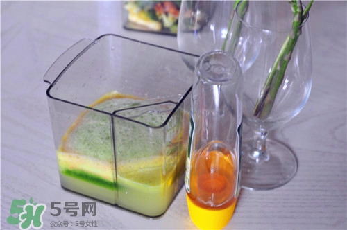 蘆筍可以榨汁嗎？蘆筍可以和什么一起榨汁