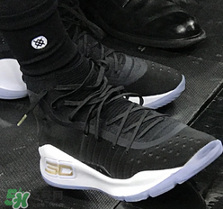 under armour curry4黑金怎么樣？庫里總決賽戰(zhàn)靴客場配色諜照曝光