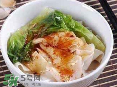 油潑面怎么和面？油潑面的面怎么和